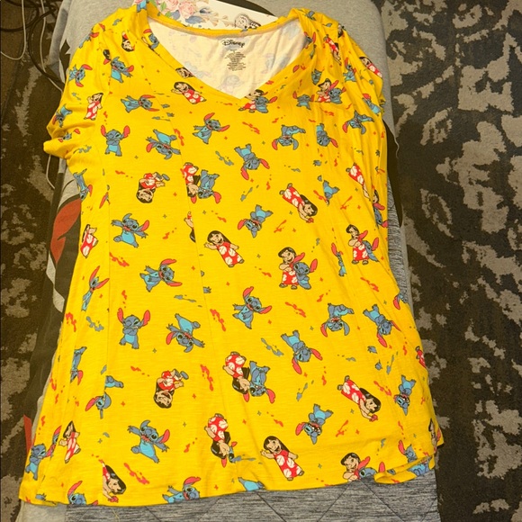 Torrid Yellow Disney Graphic LILO and Stitch Print Top - Picture 8 of 10